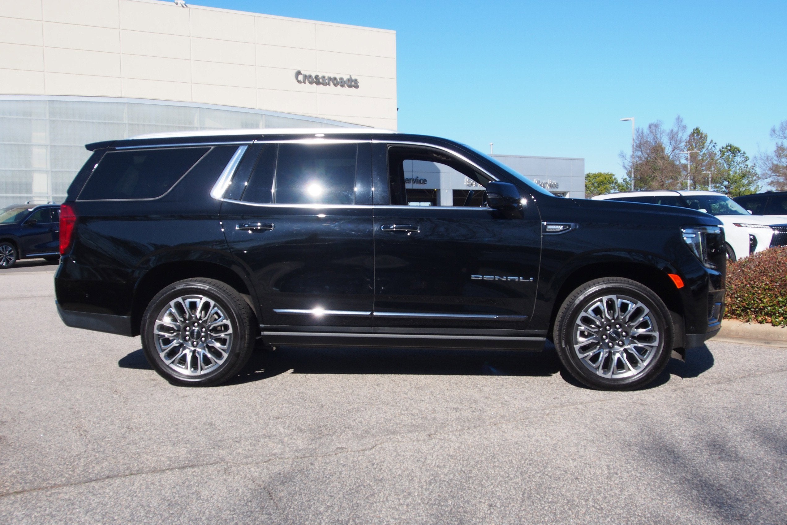 2023 GMC Yukon Denali Ultimate