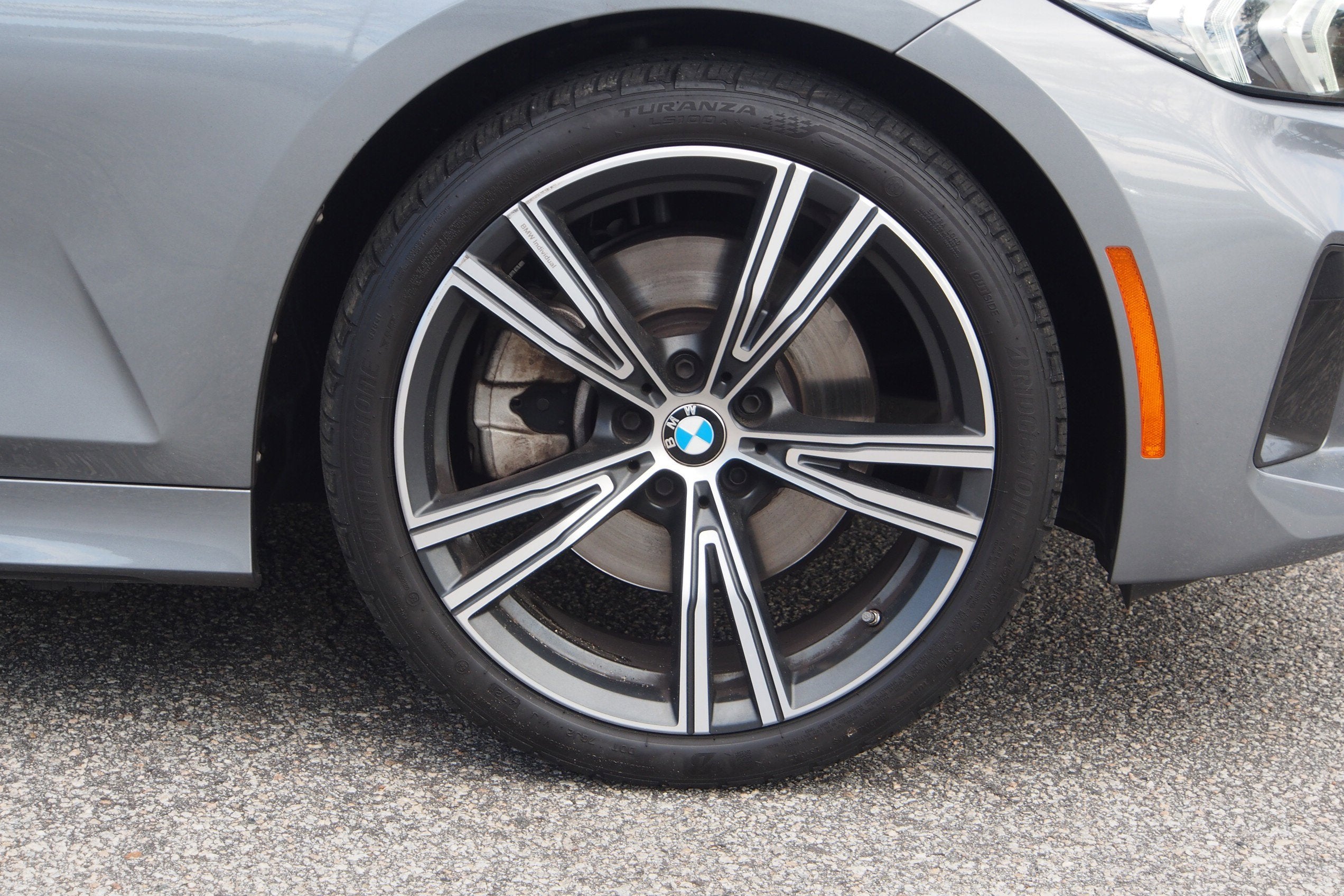 2023 BMW 3 Series 330i