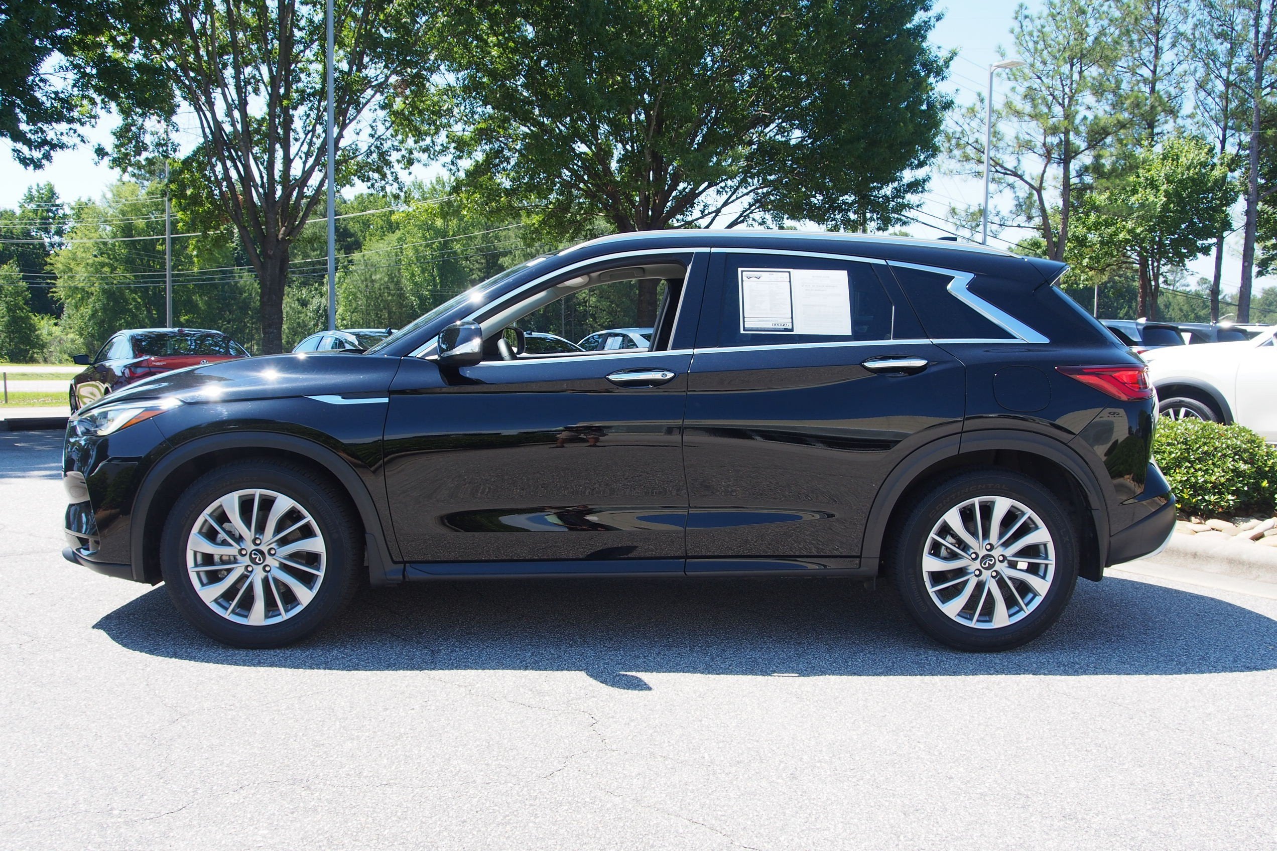 2023 INFINITI QX50 LUXE