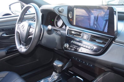 2023 Lexus ES ES 300h F SPORT Handling