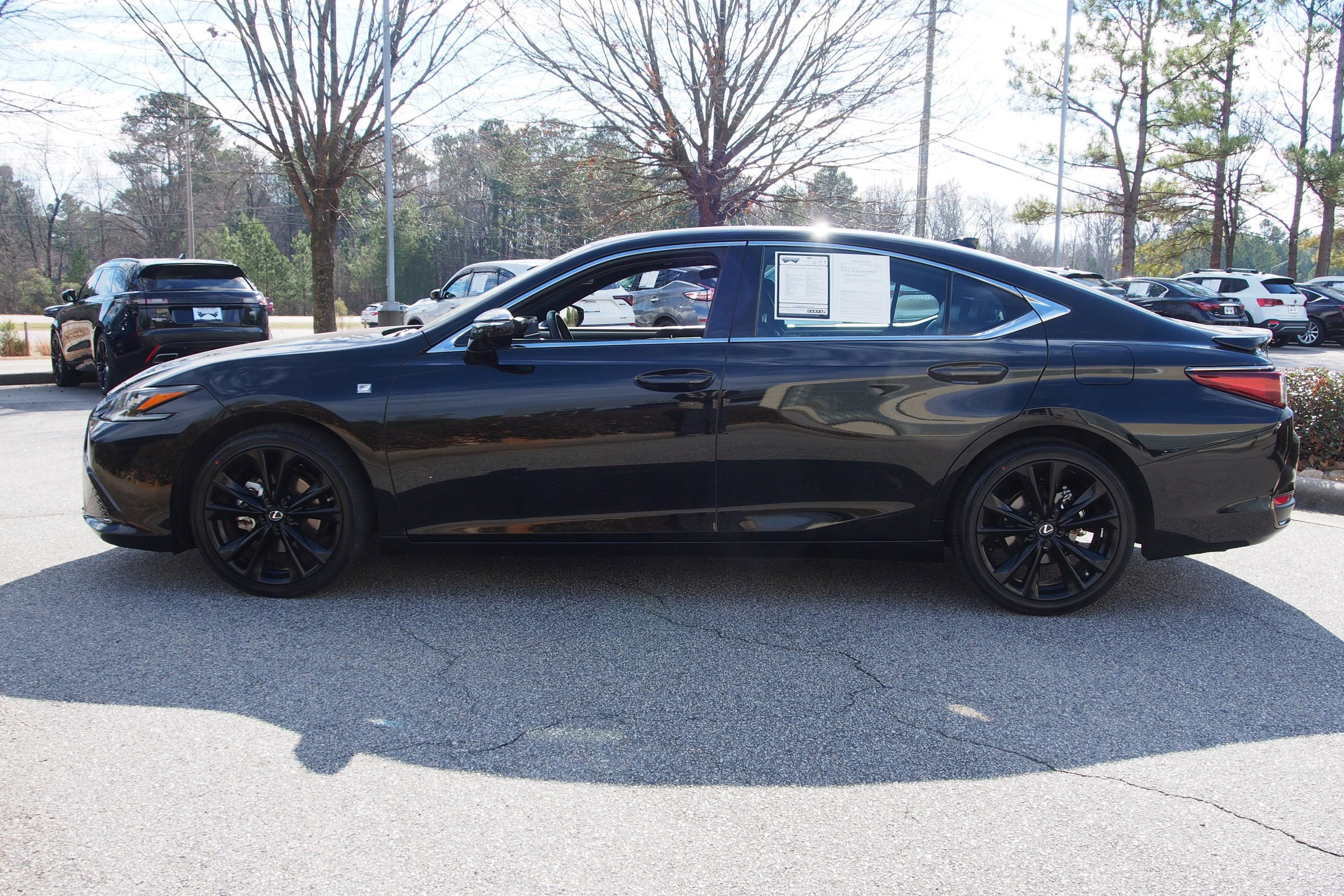 2023 Lexus ES ES 300h F SPORT Handling