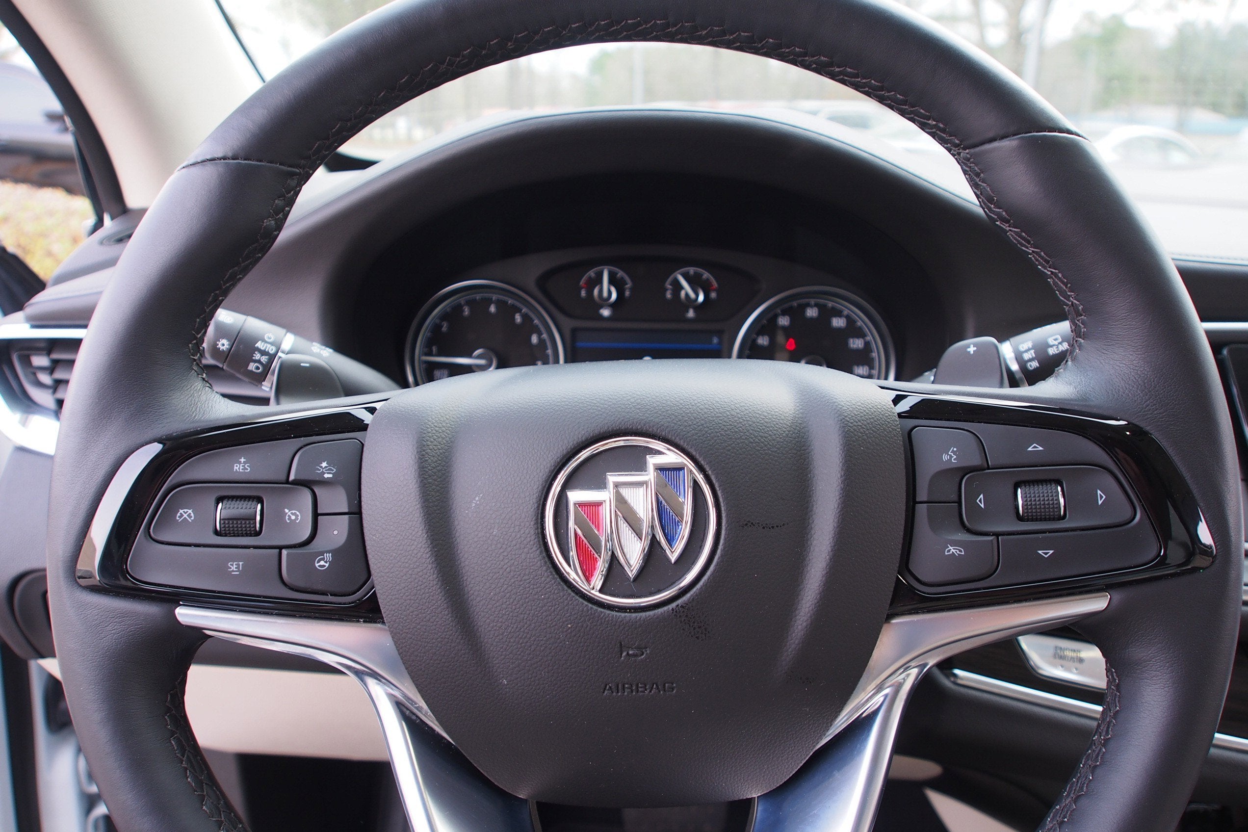 2023 Buick Enclave Essence