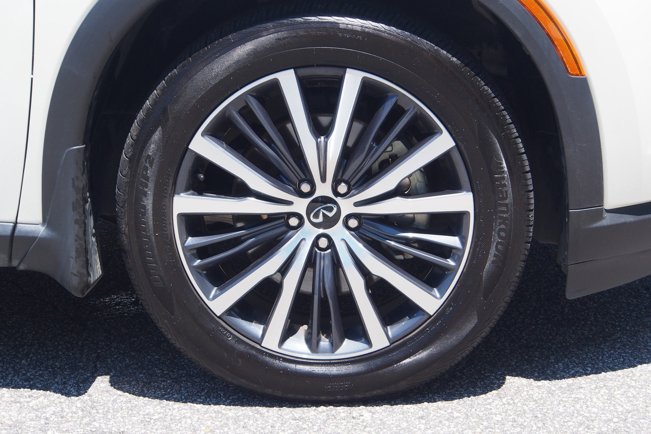 2025 INFINITI QX60 SENSORY