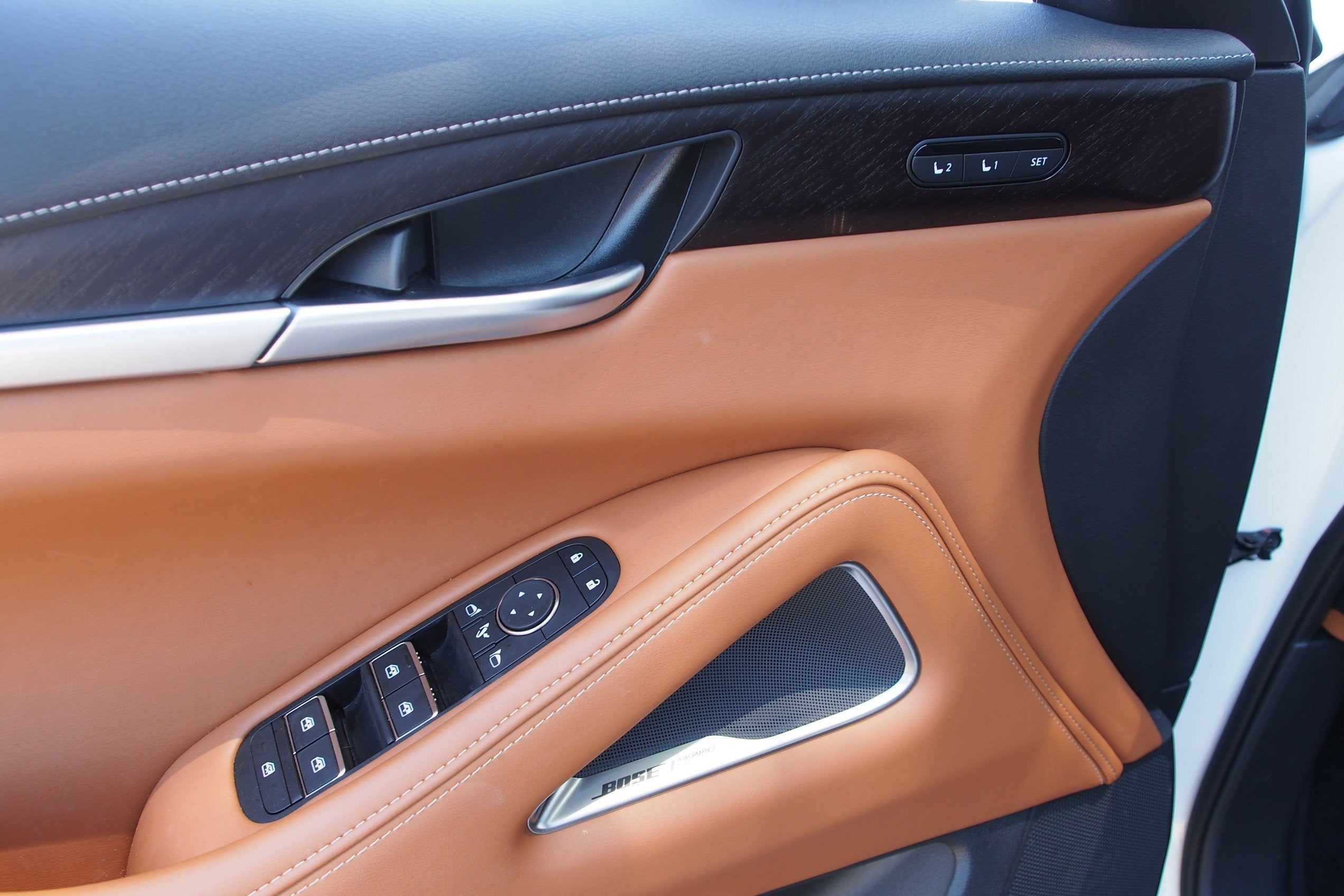 2025 INFINITI QX60 SENSORY