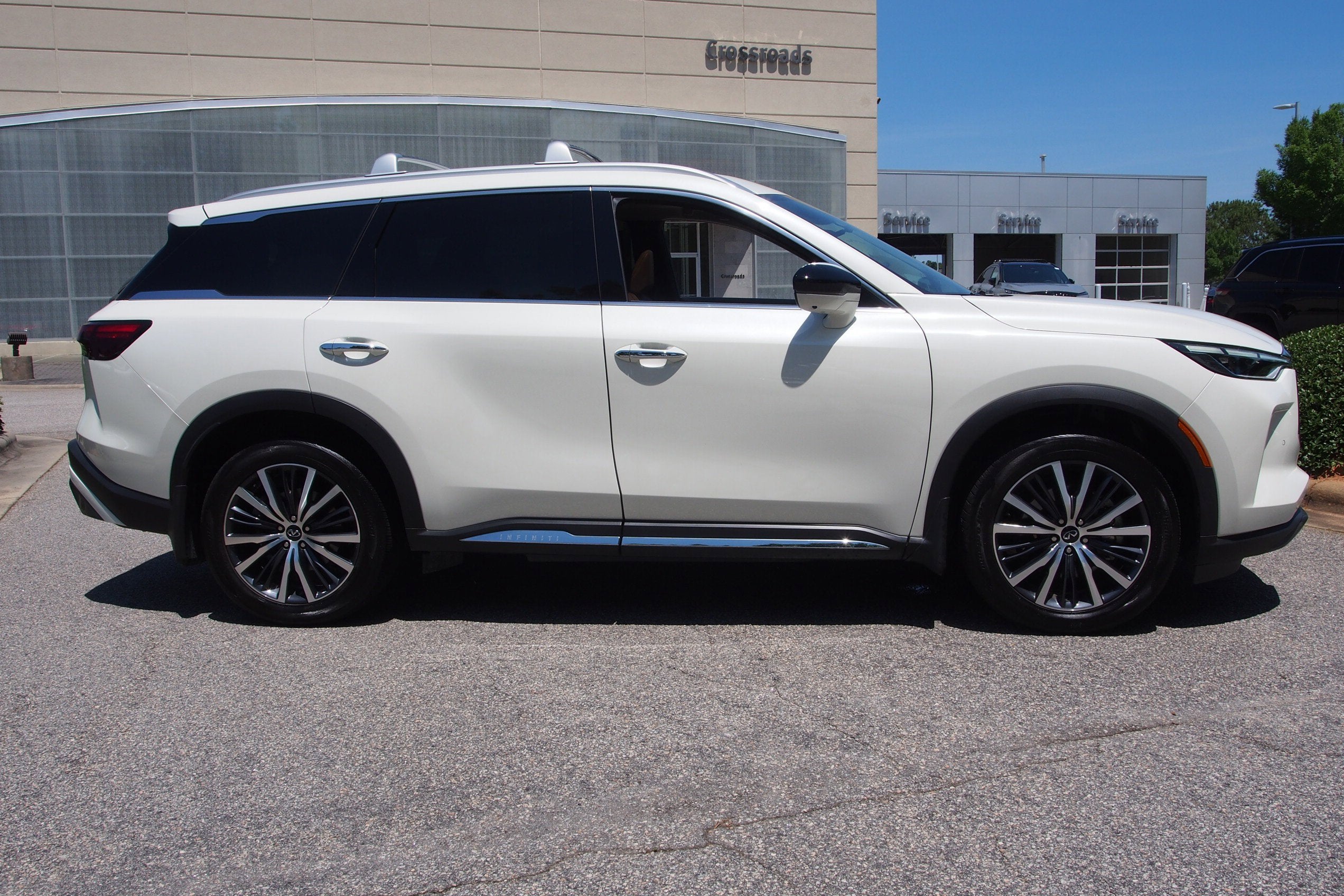 2025 INFINITI QX60 SENSORY