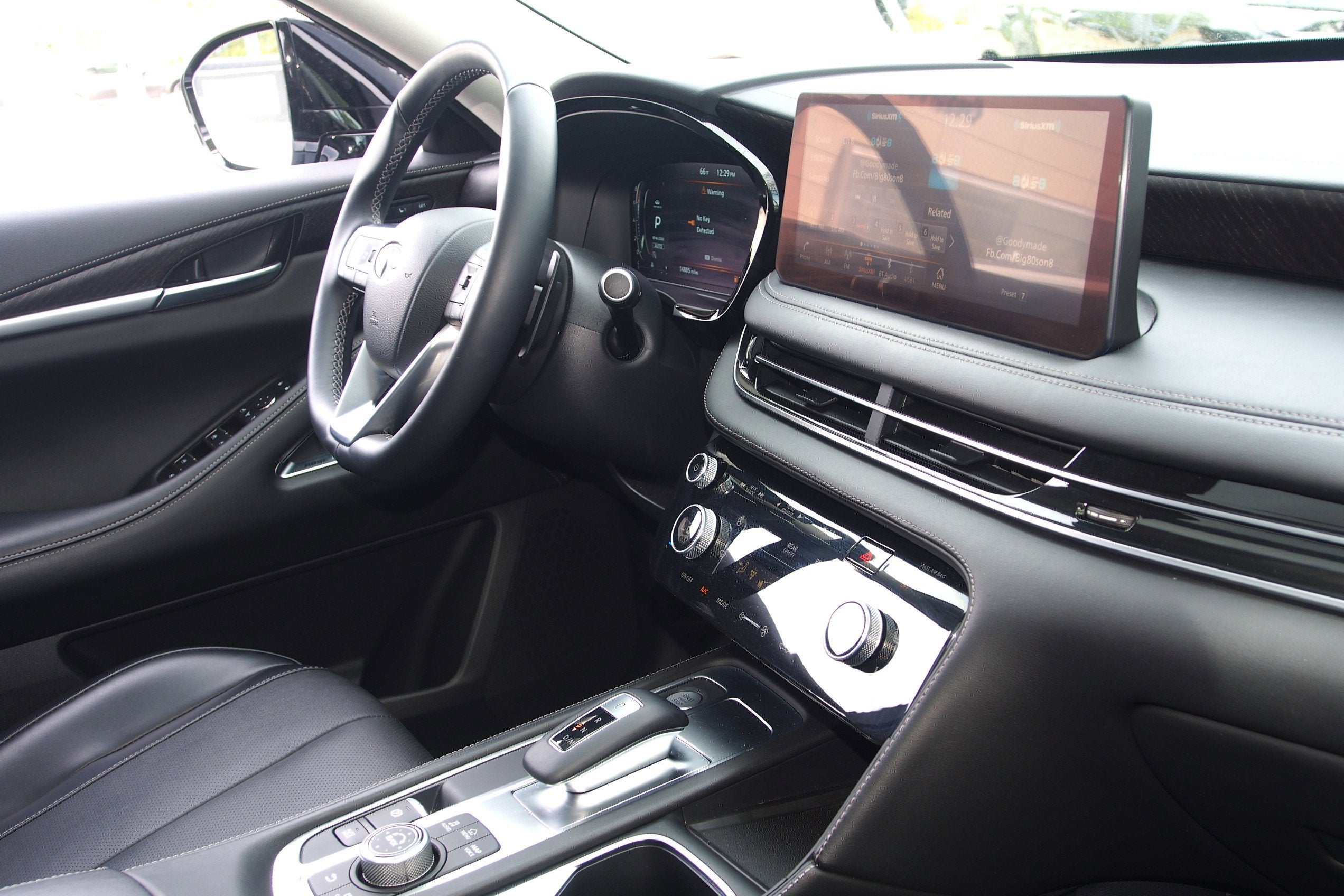 2025 INFINITI QX60 SENSORY