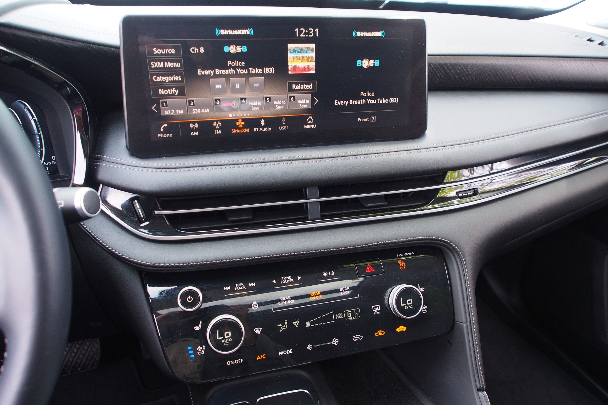 2025 INFINITI QX60 SENSORY