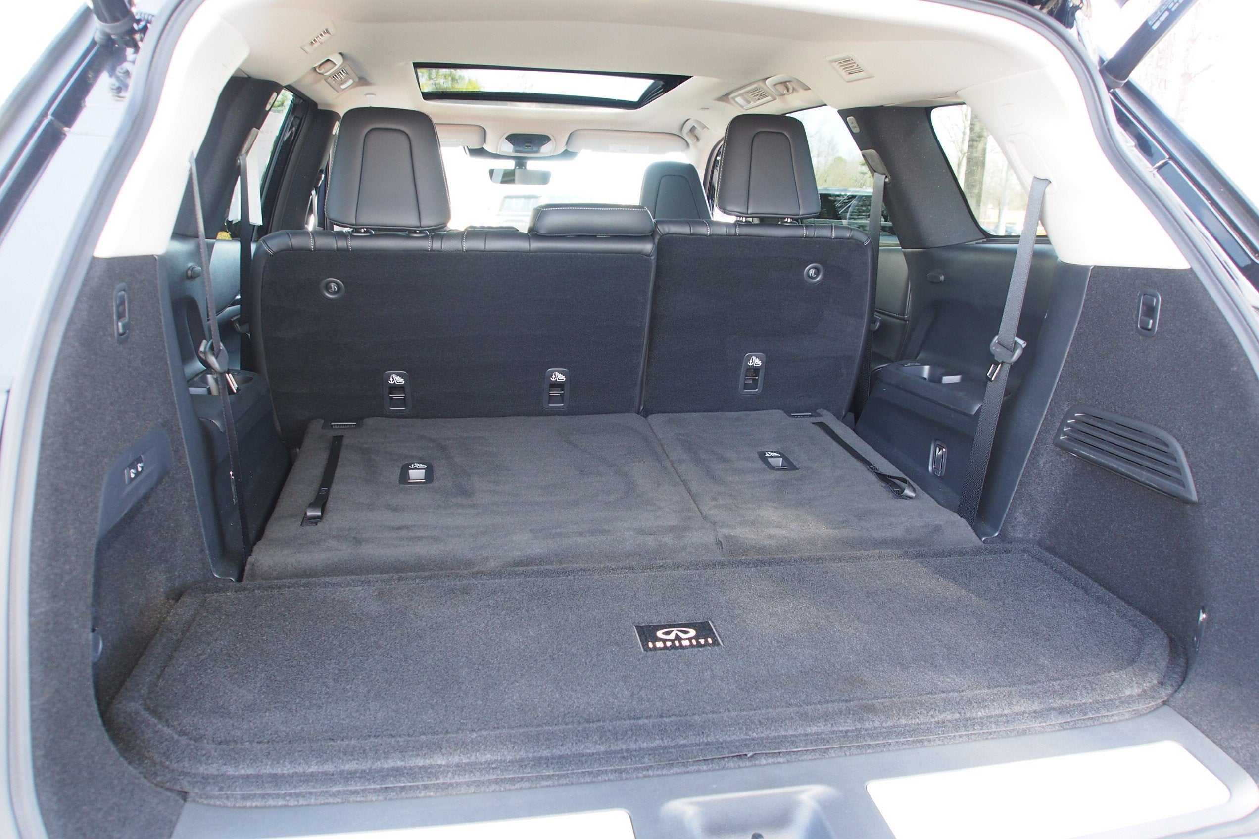 2025 INFINITI QX60 SENSORY