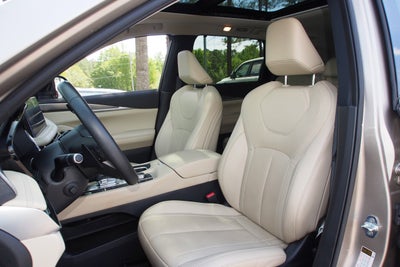 2023 INFINITI QX60 LUXE