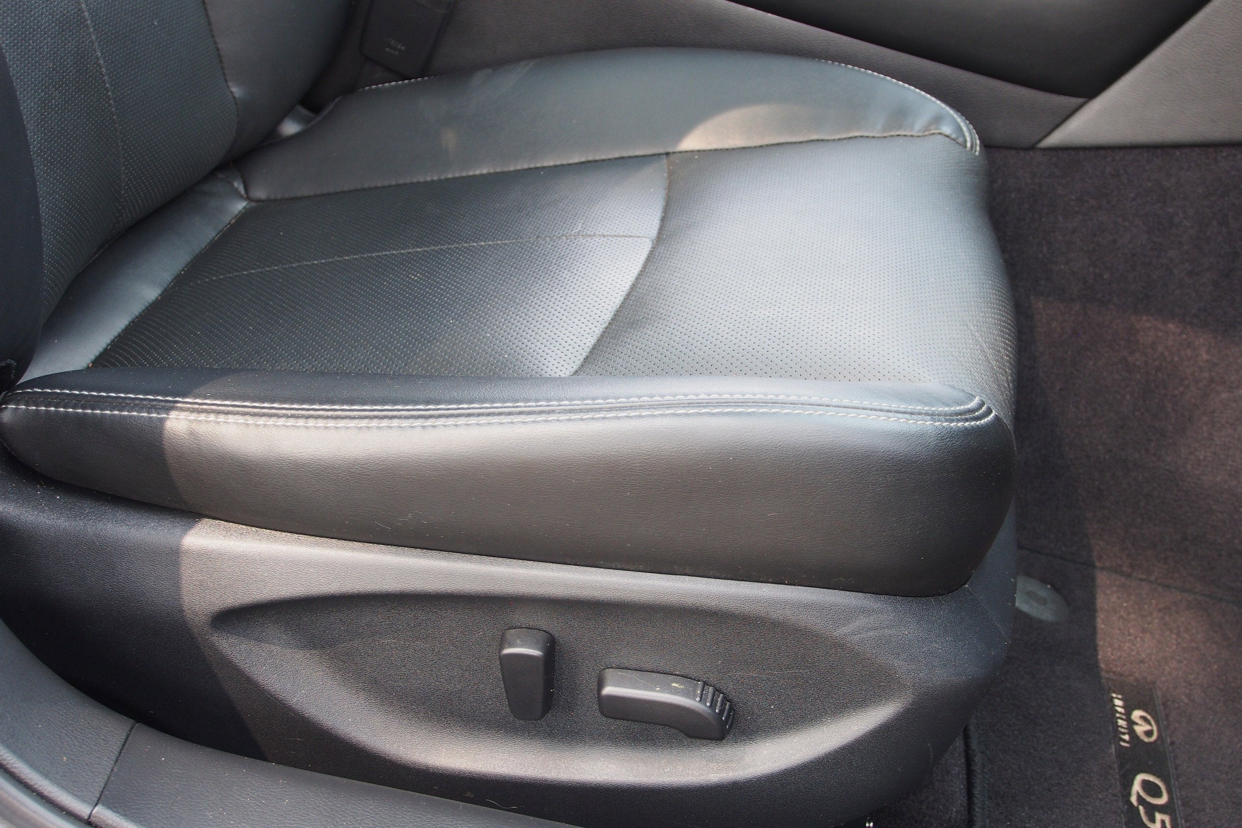 2023 INFINITI Q50 SENSORY