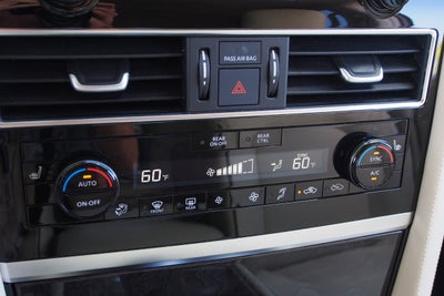 2023 INFINITI QX80 LUXE