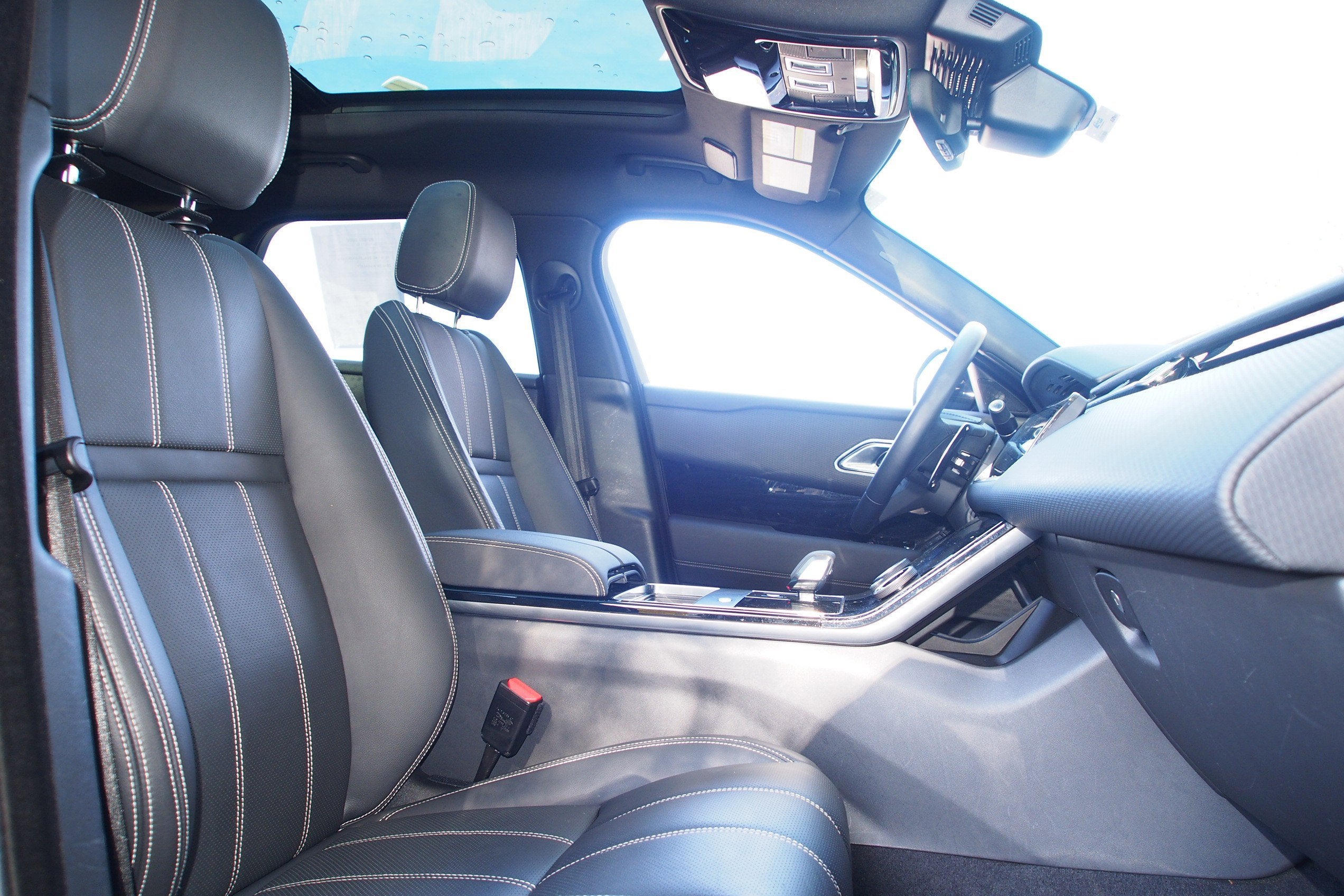 2023 Land Rover Range Rover Velar HST