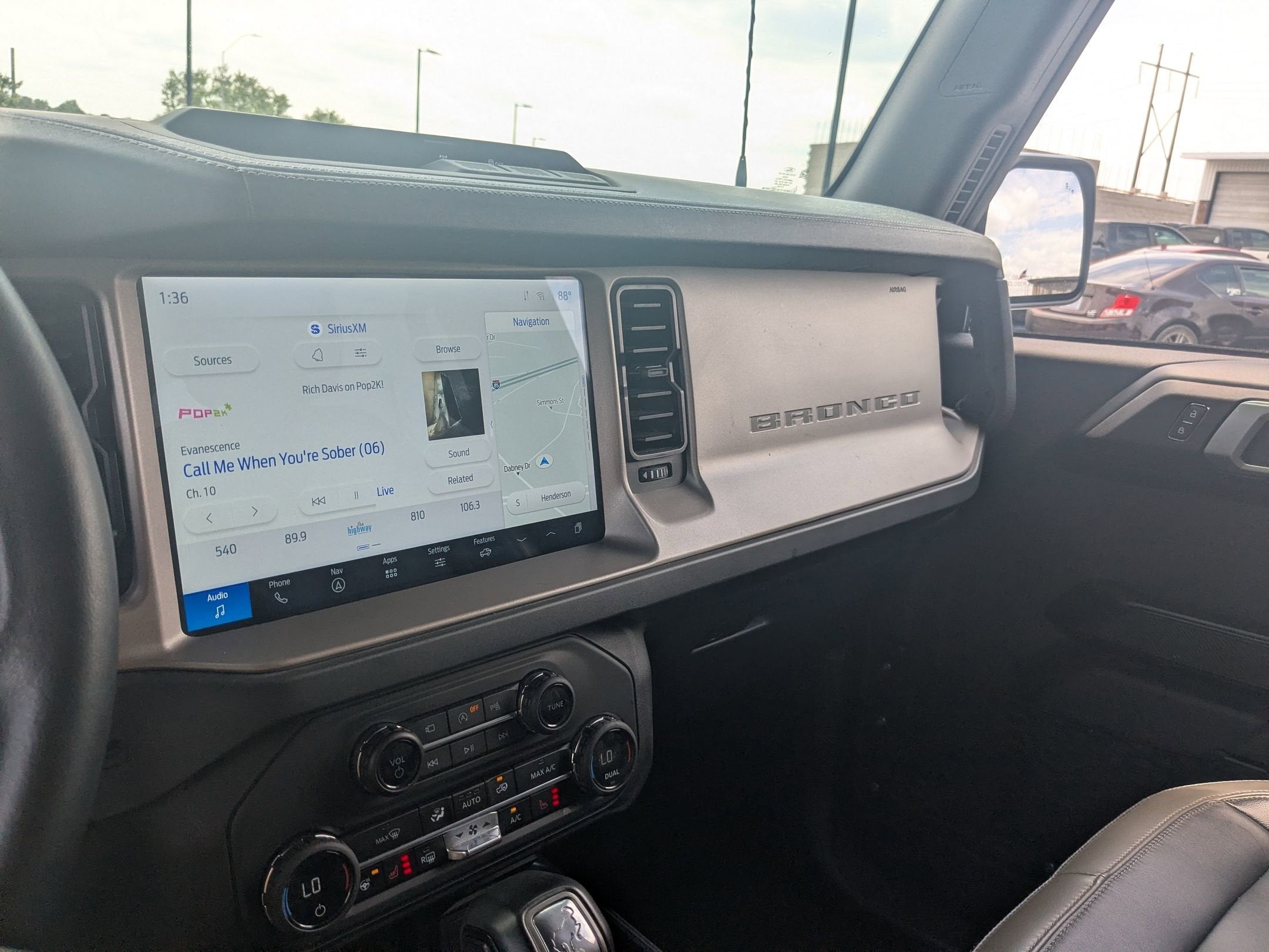 2025 Ford Bronco Outer Banks