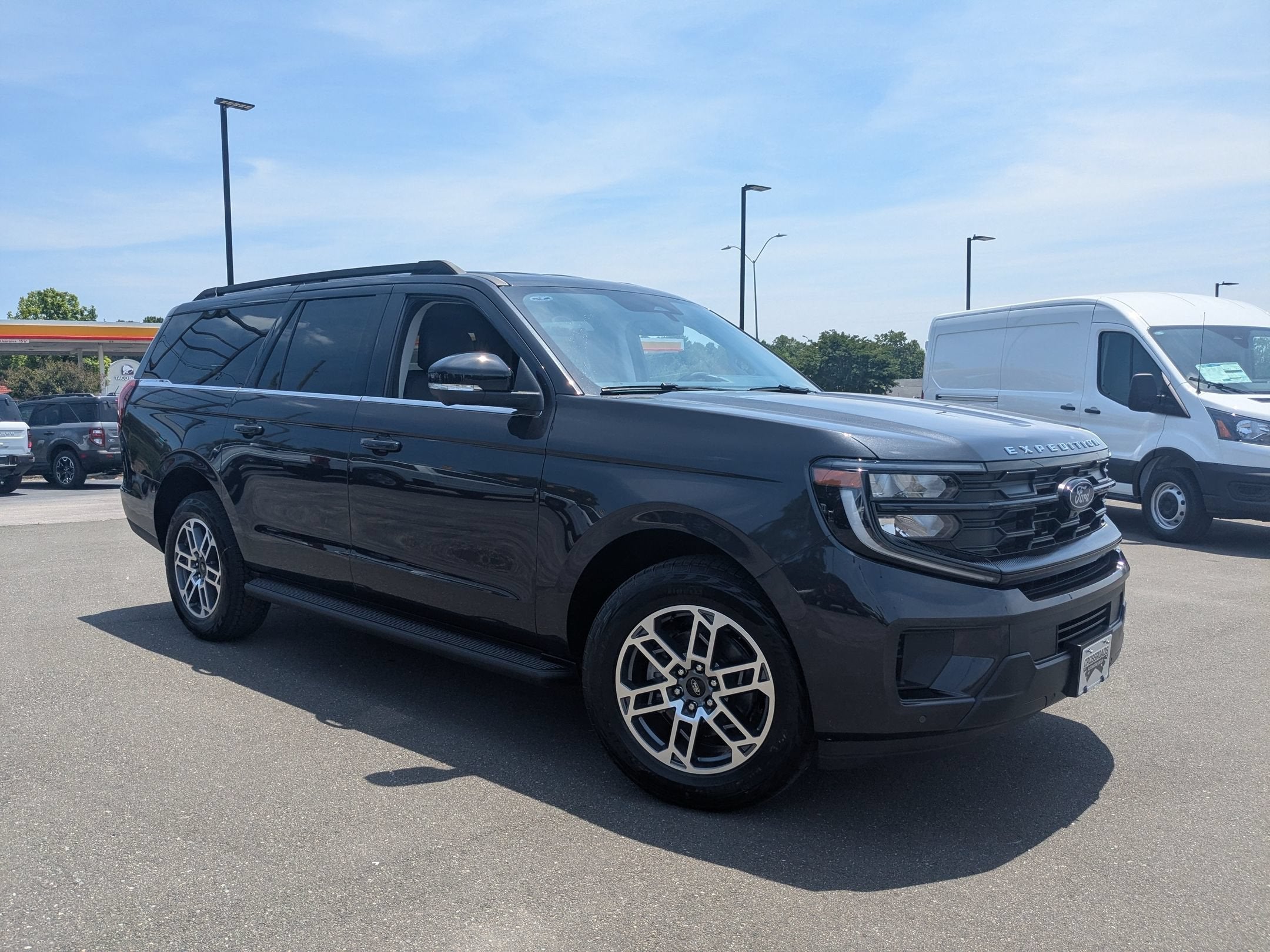 2026 Ford Expedition Max Active