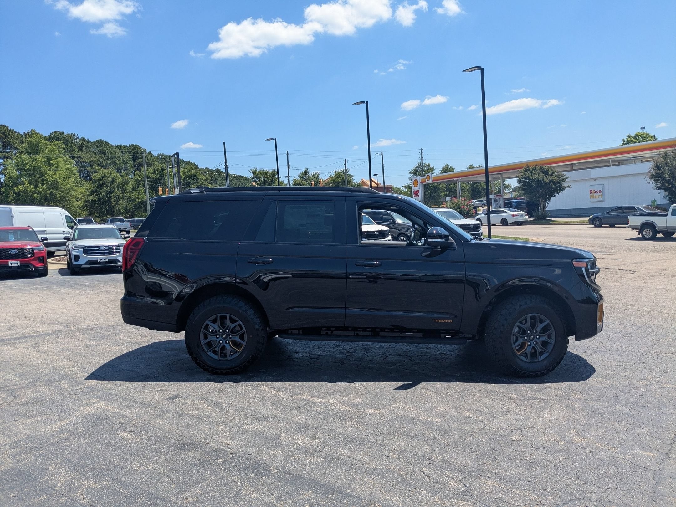 2026 Ford Expedition Tremor
