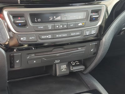 2020 Honda Pilot Touring 8-Passenger