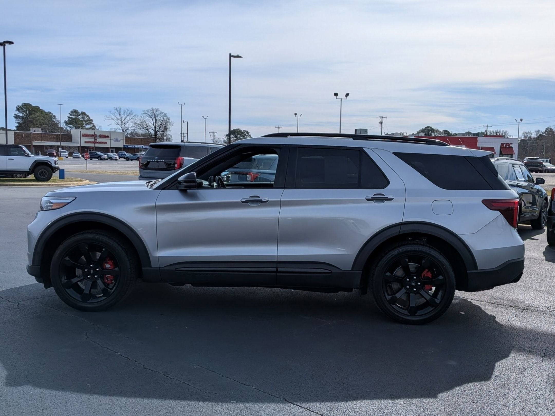 2020 Ford Explorer ST