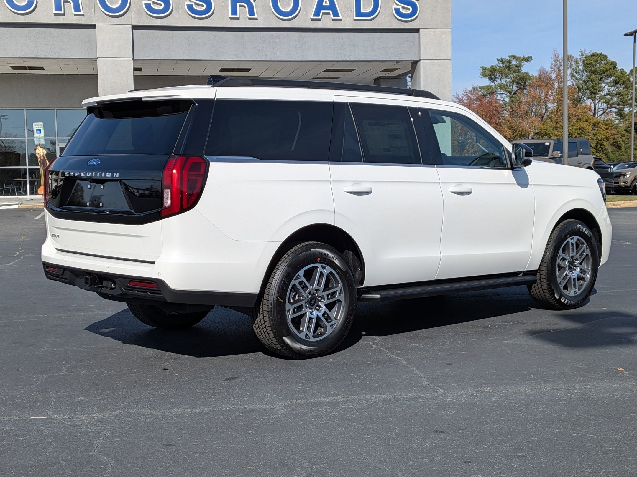 2025 Ford Expedition Active