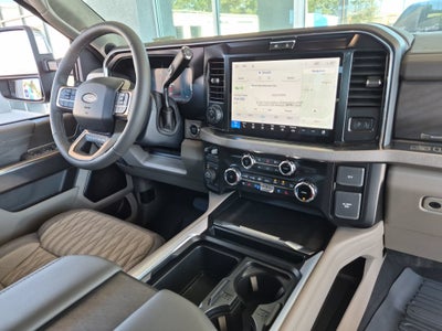 2027 Ford Super Duty F-250 SRW Platinum