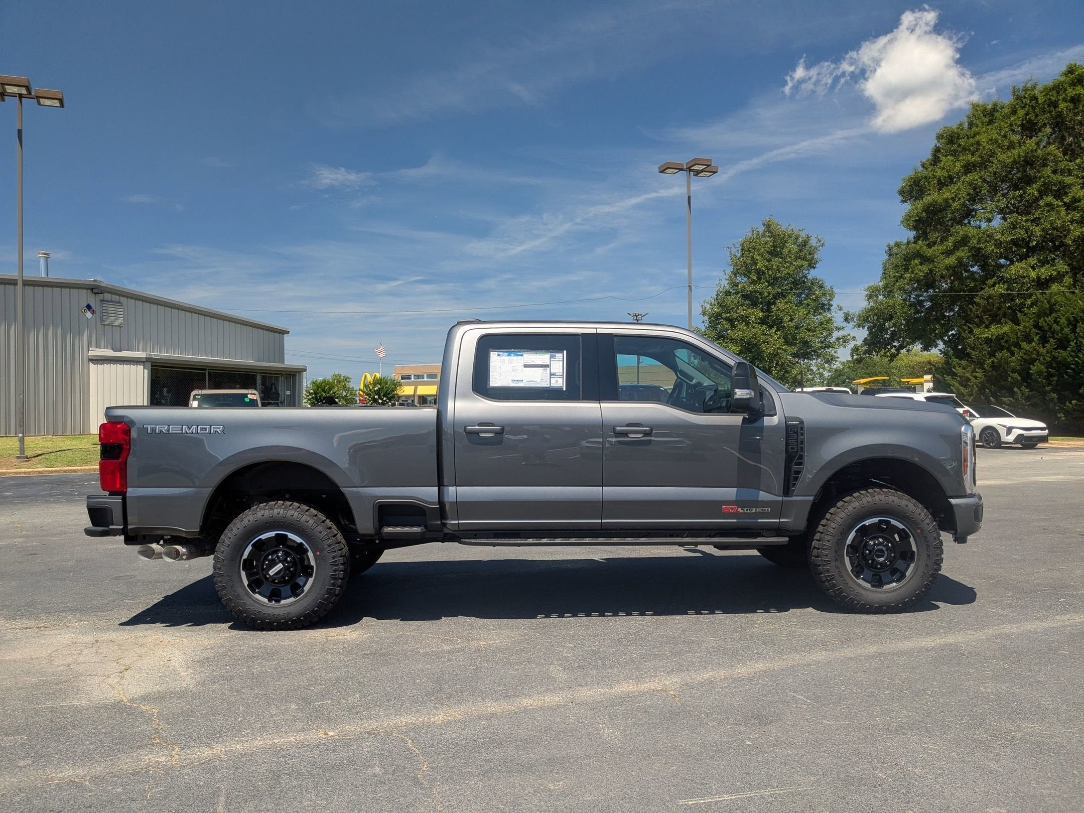 2025 Ford Super Duty F-350 SRW LARIAT