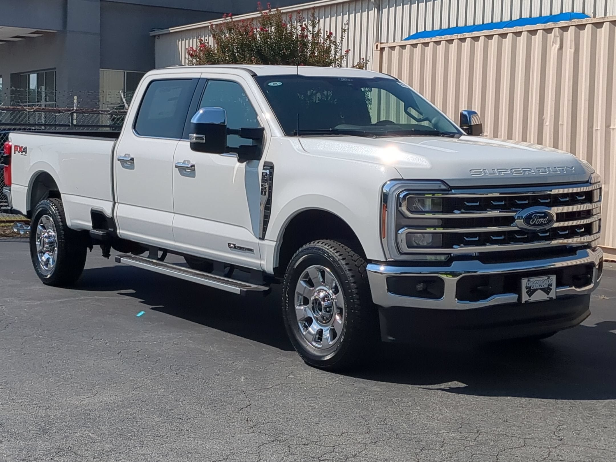 2026 Ford Super Duty F-350 SRW LARIAT