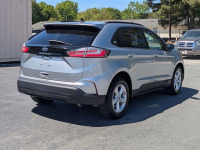 2022 Ford Edge SE