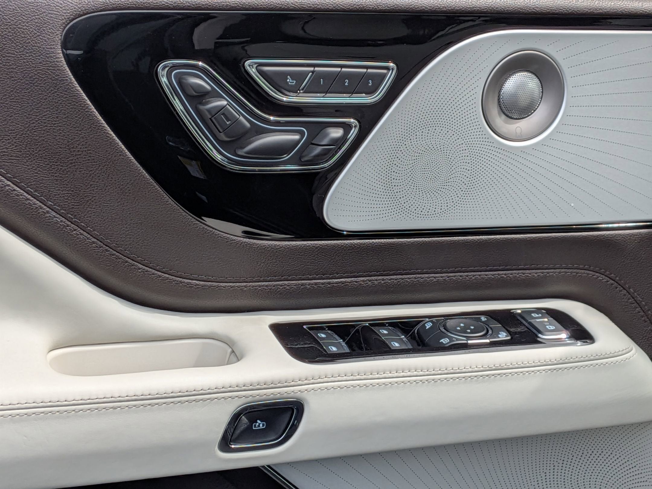 2024 Lincoln Aviator Black Label