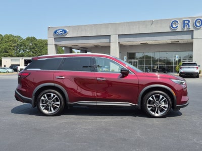 2023 INFINITI QX60 LUXE