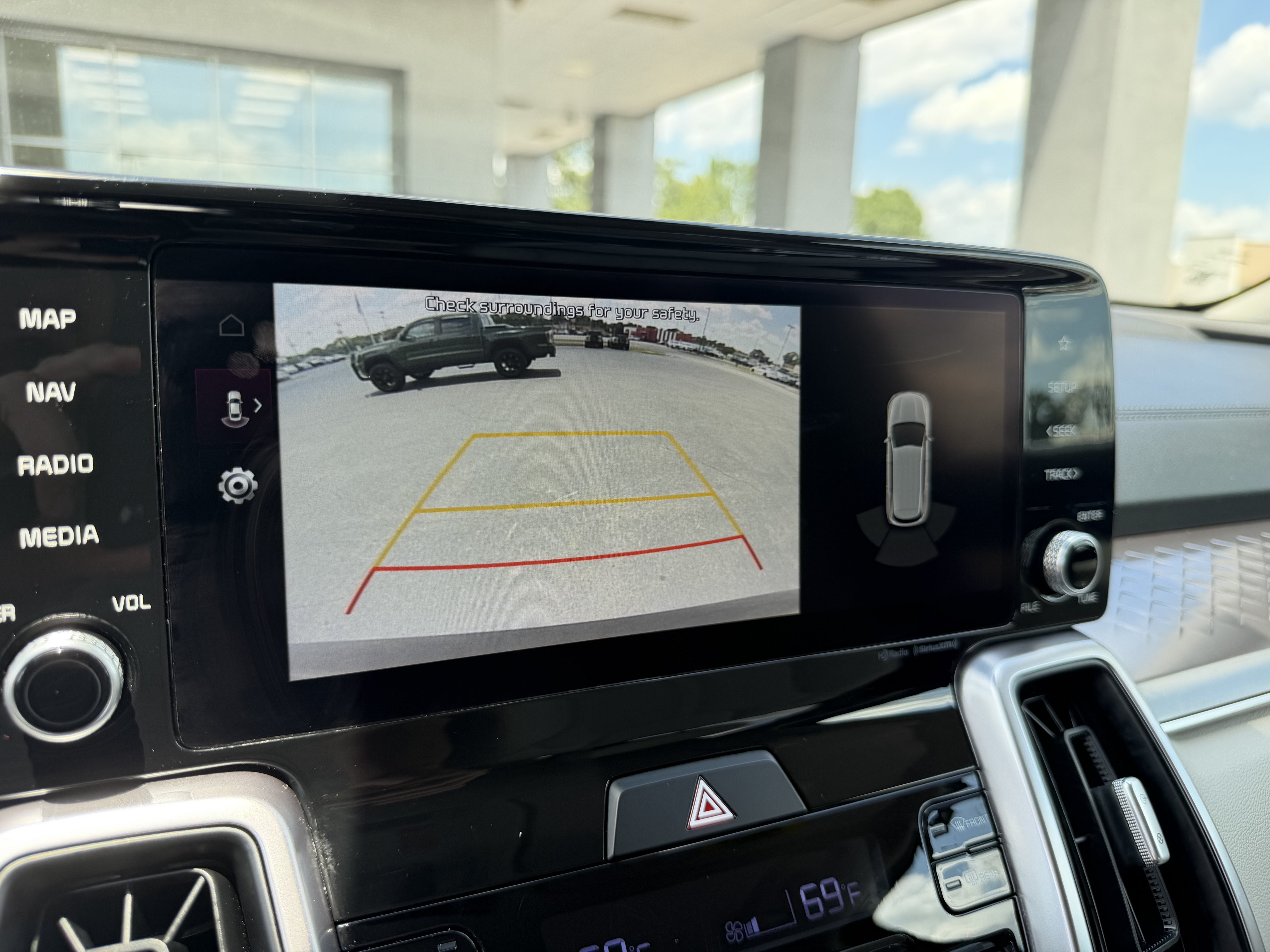 2022 Kia Sorento Hybrid S