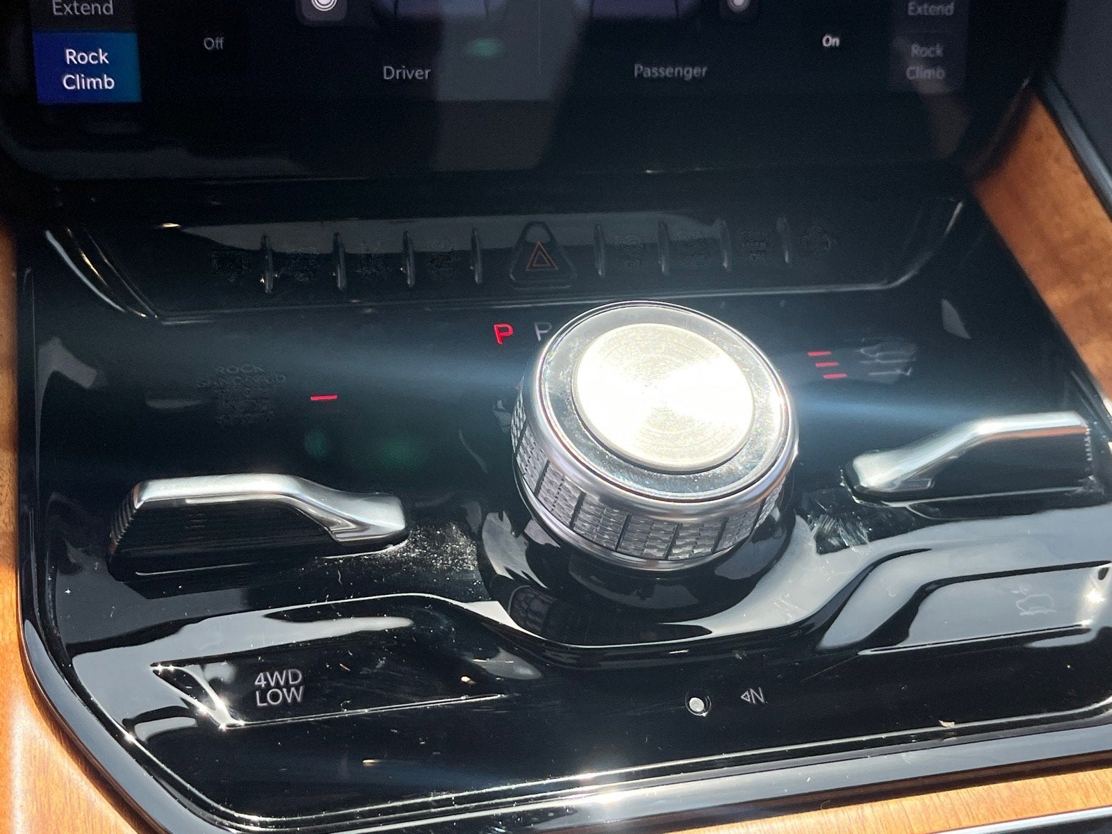 2022 Jeep Grand Wagoneer Series II