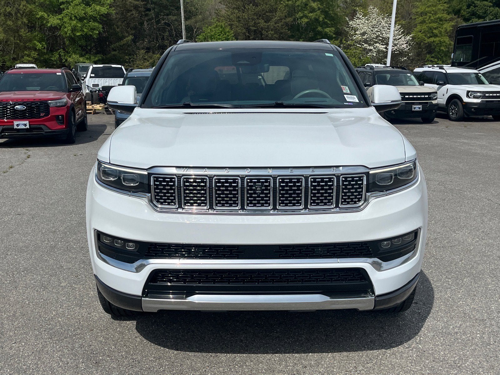 2022 Jeep Grand Wagoneer Series II