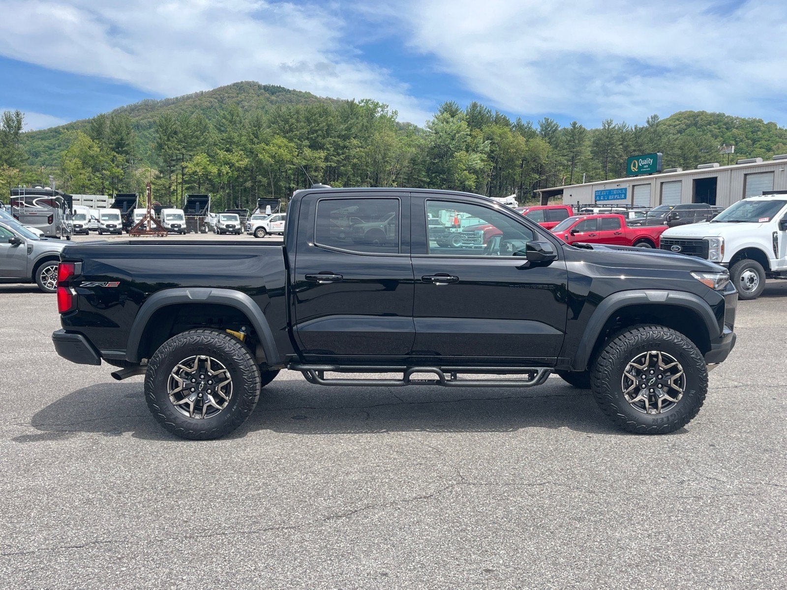2025 Chevrolet Colorado 4WD ZR2