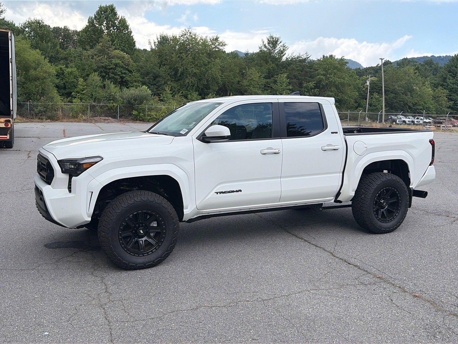 2026 Toyota Tacoma 4WD SR5
