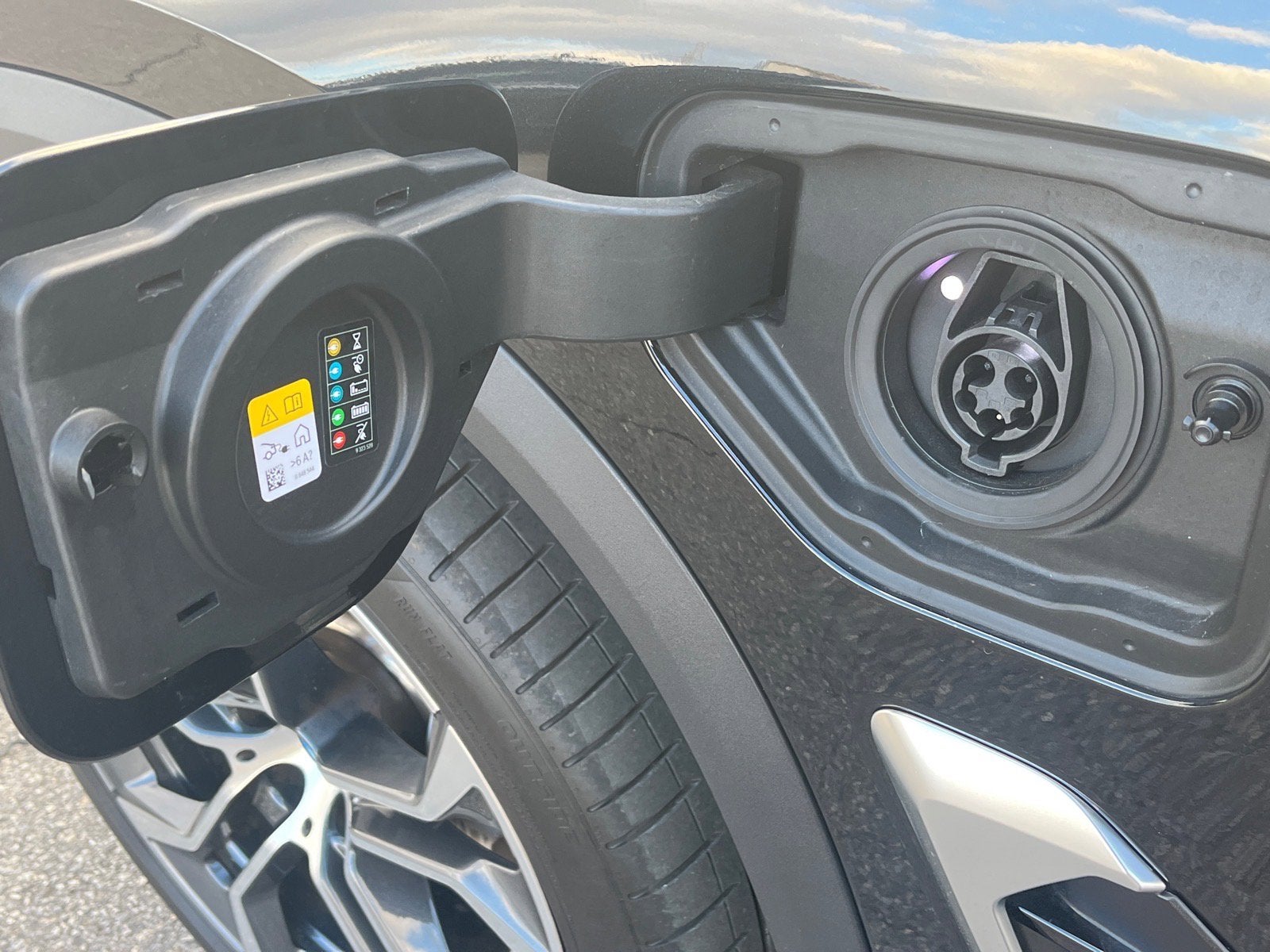 2025 BMW X5 xDrive50e